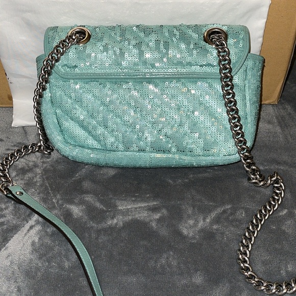 Preloved Gucci marmot green sequins excellent condition comes with dust bag - Picture 8 of 12